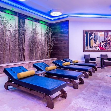 Vuni Palace Premium Hotel & Spa & Casino Beachfront Location ! Kirenia Zewnętrze zdjęcie