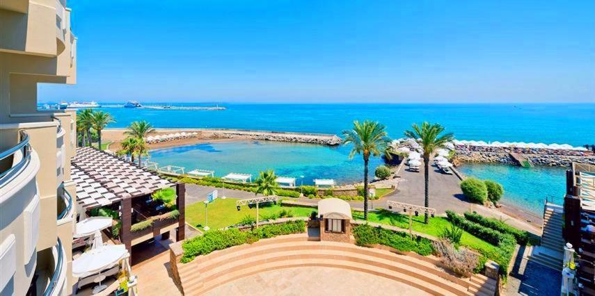 Vuni Palace Premium Hotel & Spa & Casino Beachfront Location ! Kirenia Zewnętrze zdjęcie