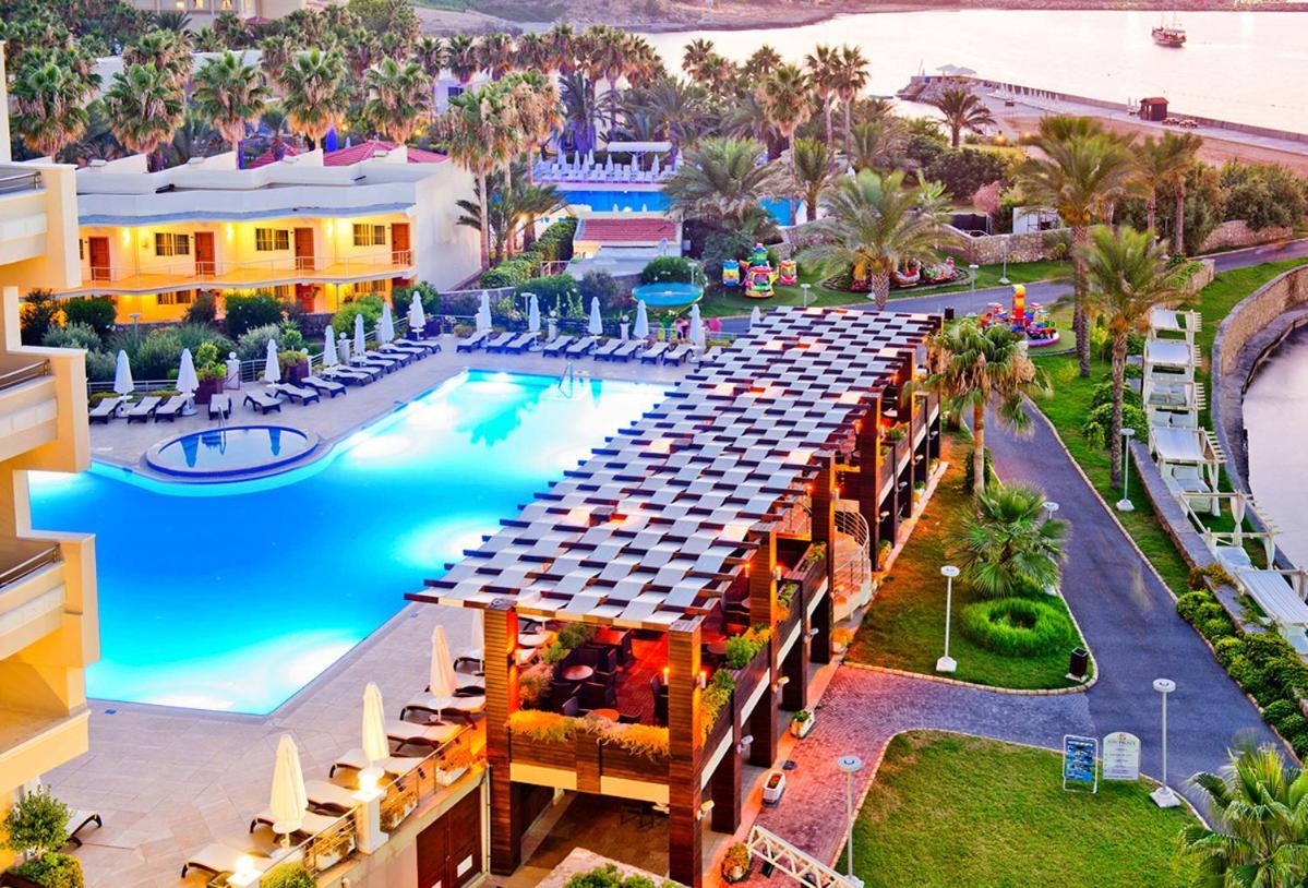 Vuni Palace Premium Hotel & Spa & Casino Beachfront Location ! Kirenia Zewnętrze zdjęcie